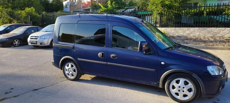 Opel Combo 1.4, снимка 4 - Автомобили и джипове - 52470262
