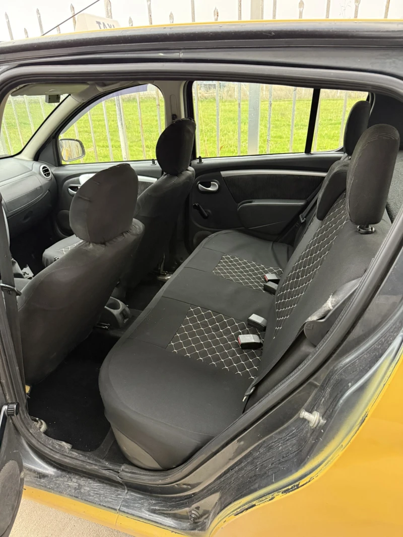 Dacia Logan 1.6 бракуван, снимка 3 - Автомобили и джипове - 52659561