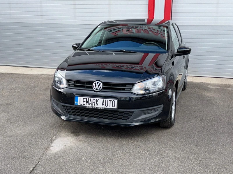 VW Polo 1.2I KLIMATIK EVRO 5A ЛИЗИНГ!!!, снимка 2 - Автомобили и джипове - 53007825