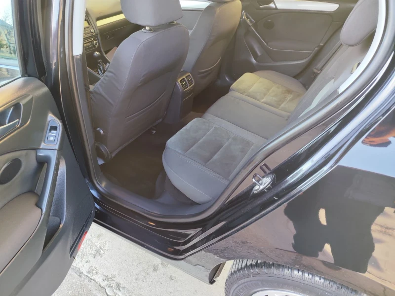 VW Golf 2.0 Highline, снимка 13 - Автомобили и джипове - 53182524