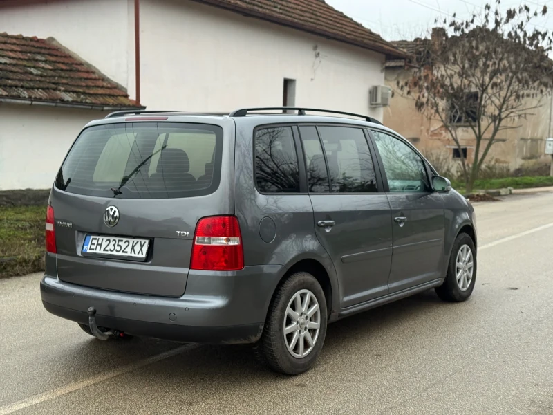 VW Touran * 1.9Tdi * Автомат, снимка 3 - Автомобили и джипове - 53214725