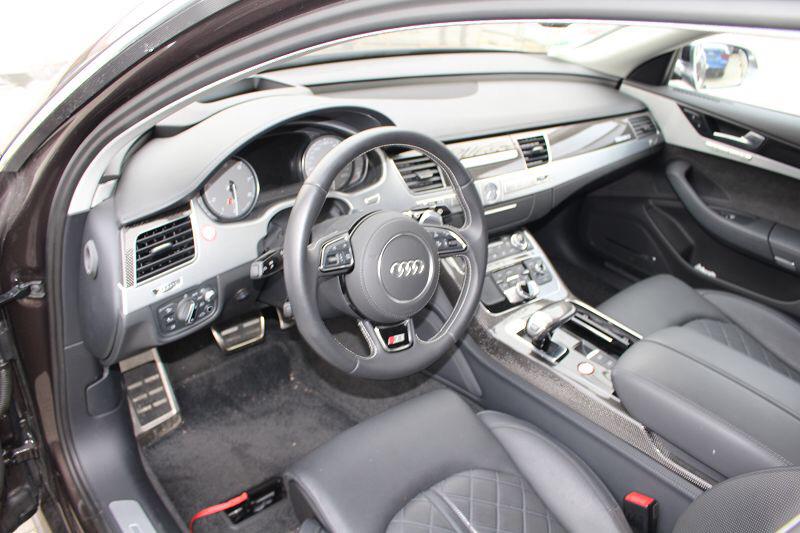 Audi S8 4.0 tfsi - изображение 1