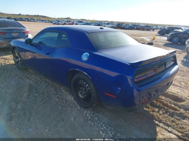 Dodge Challenger SXT - изображение 4
