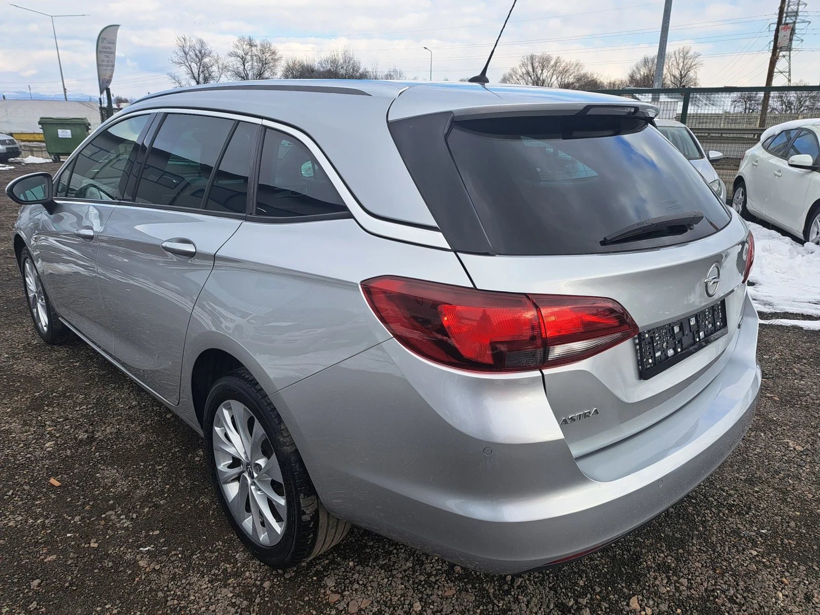 Opel Astra 1.4i16V 110ps.CNG SPOTR TOURER ITALIA - изображение 4