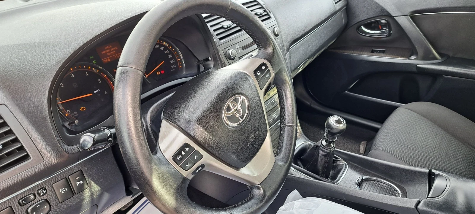 Toyota Avensis 2.0D4D | Mobile.bg — изображение 11