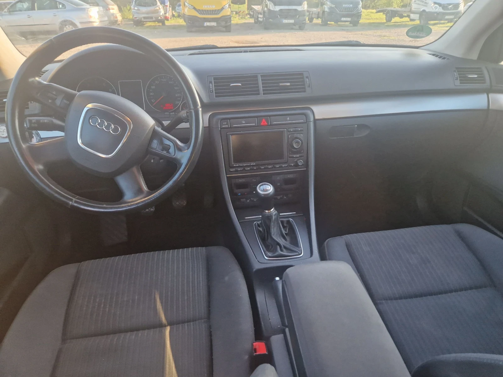 Audi A4 2.0i klimatron - изображение 9