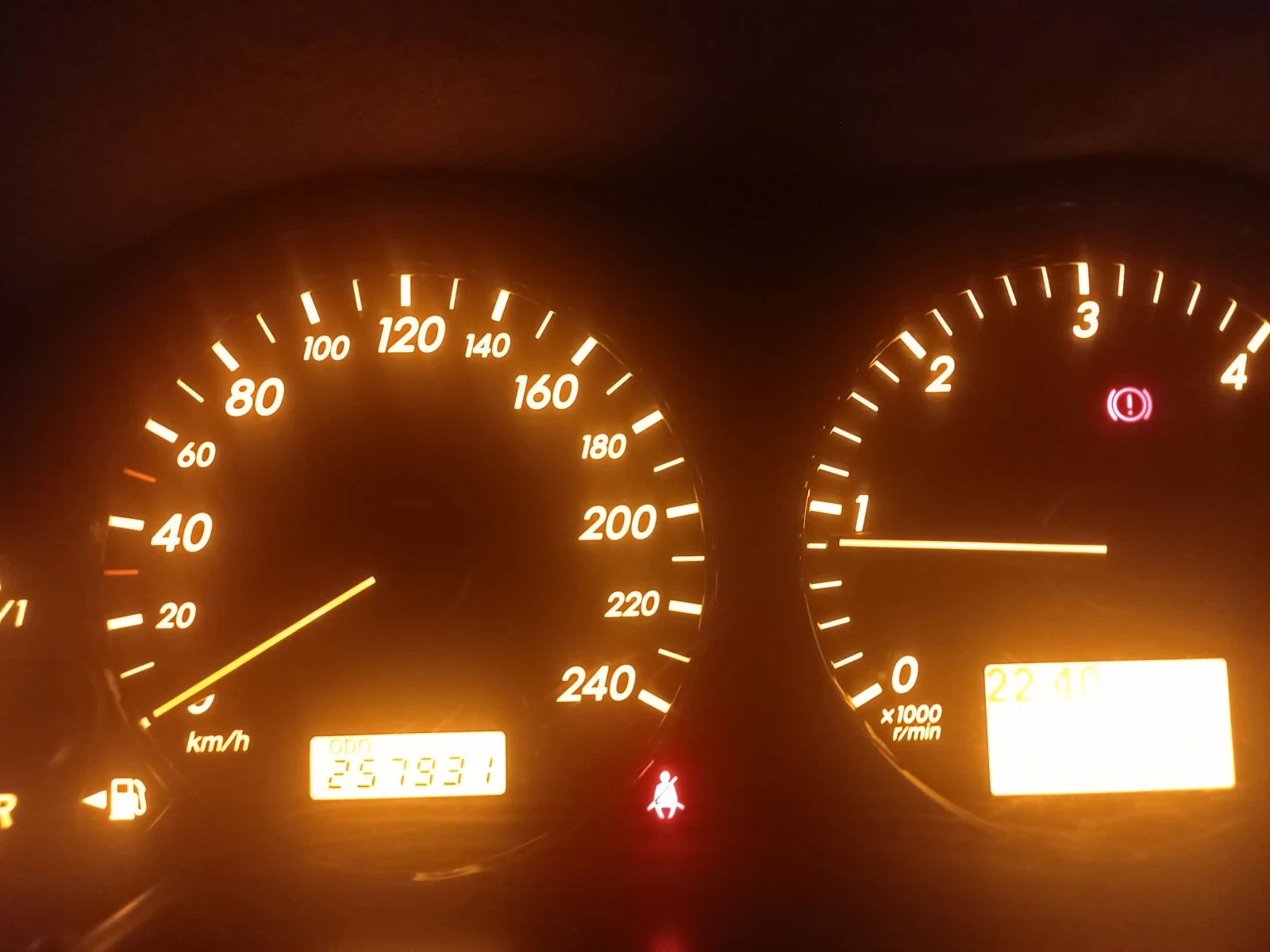 Toyota Avensis 2.0 d4d  - изображение 7