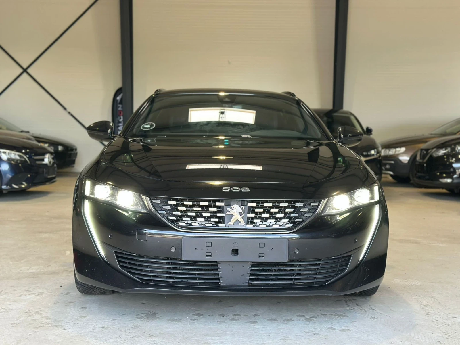 Peugeot 508 Hybrid 225 | SW | EAT8 - изображение 4