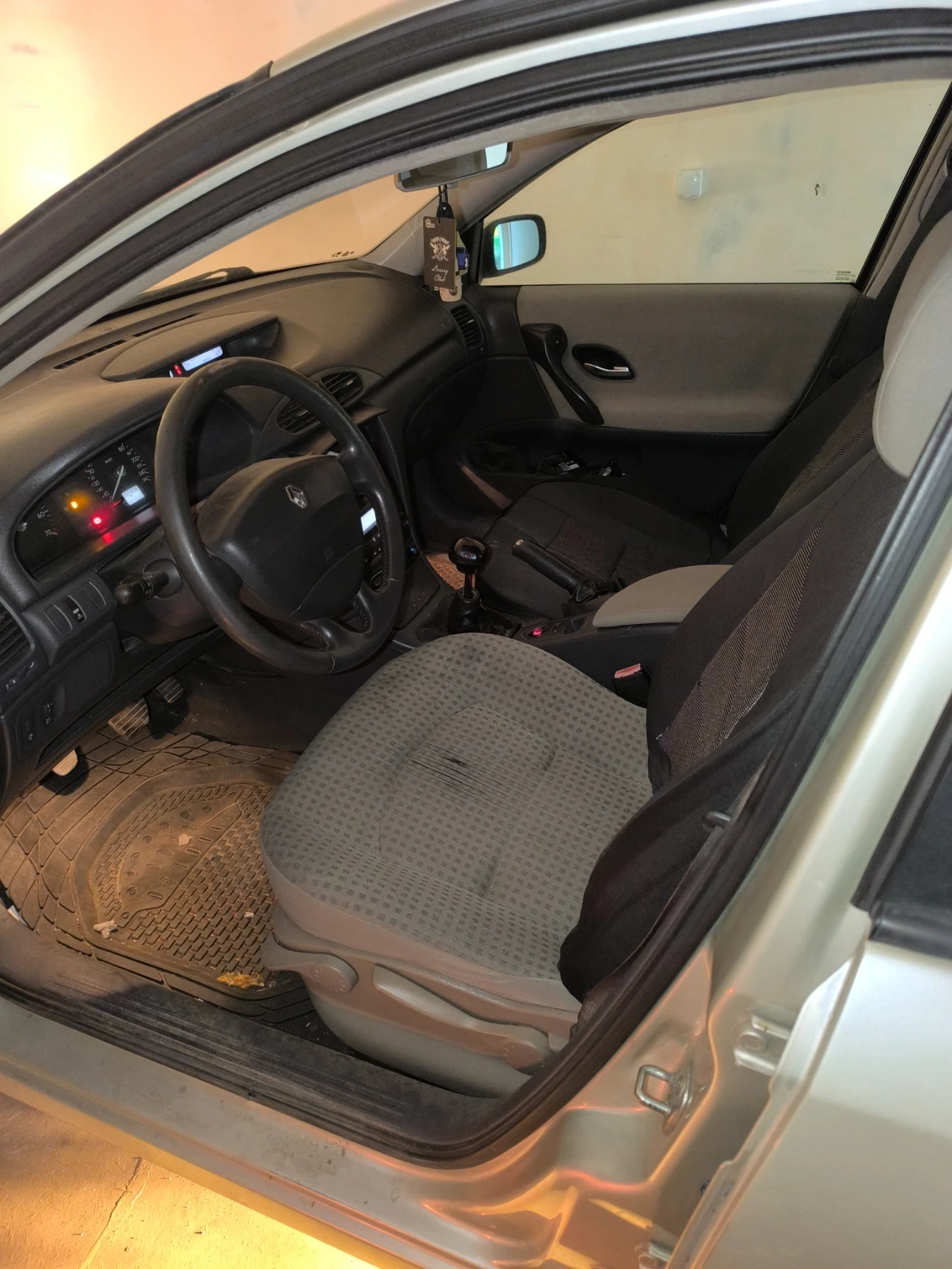 Renault Laguna | Mobile.bg — изображение 10