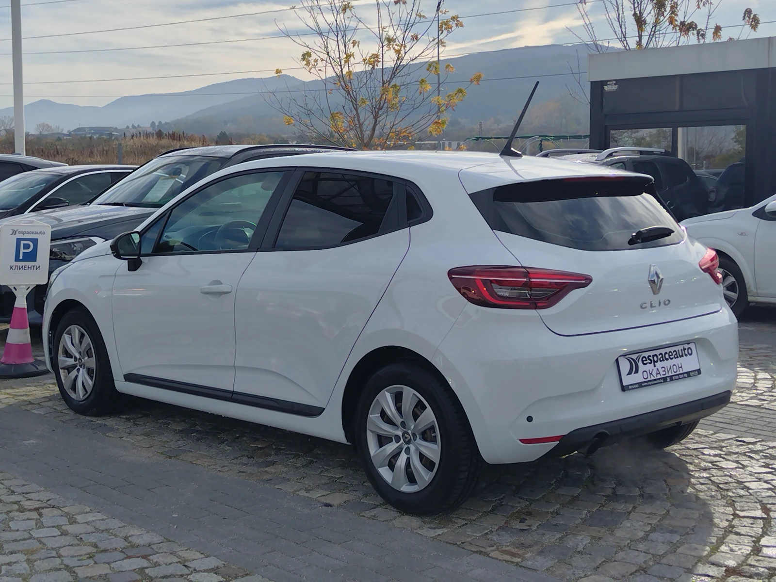 Renault Clio TCe/100�.�/Life/������/��� | Mobile.bg � ����������� 7