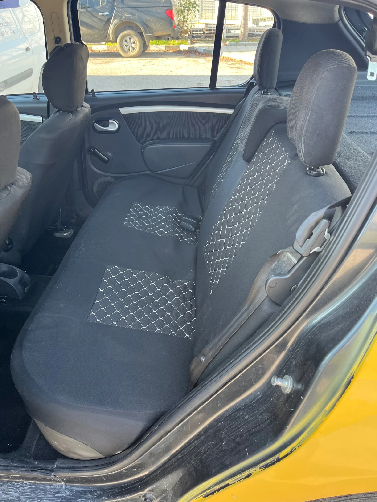 Dacia Sandero 1, 4  - изображение 3