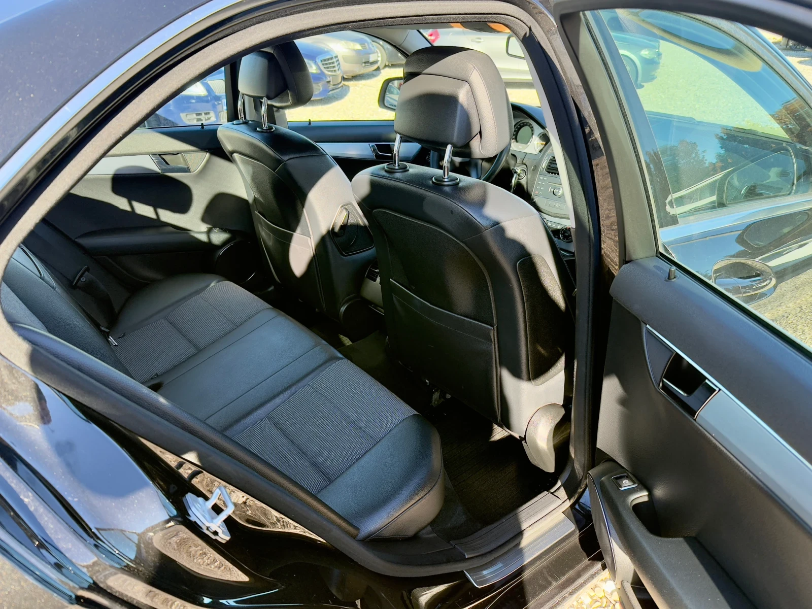 Mercedes-Benz C 220 2.2 CDI | Mobile.bg � ����������� 9
