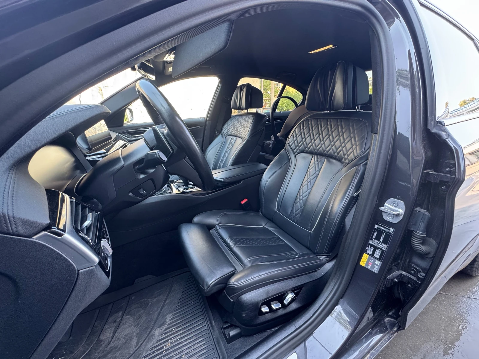 BMW 530E Luxury line, xDrive - изображение 10