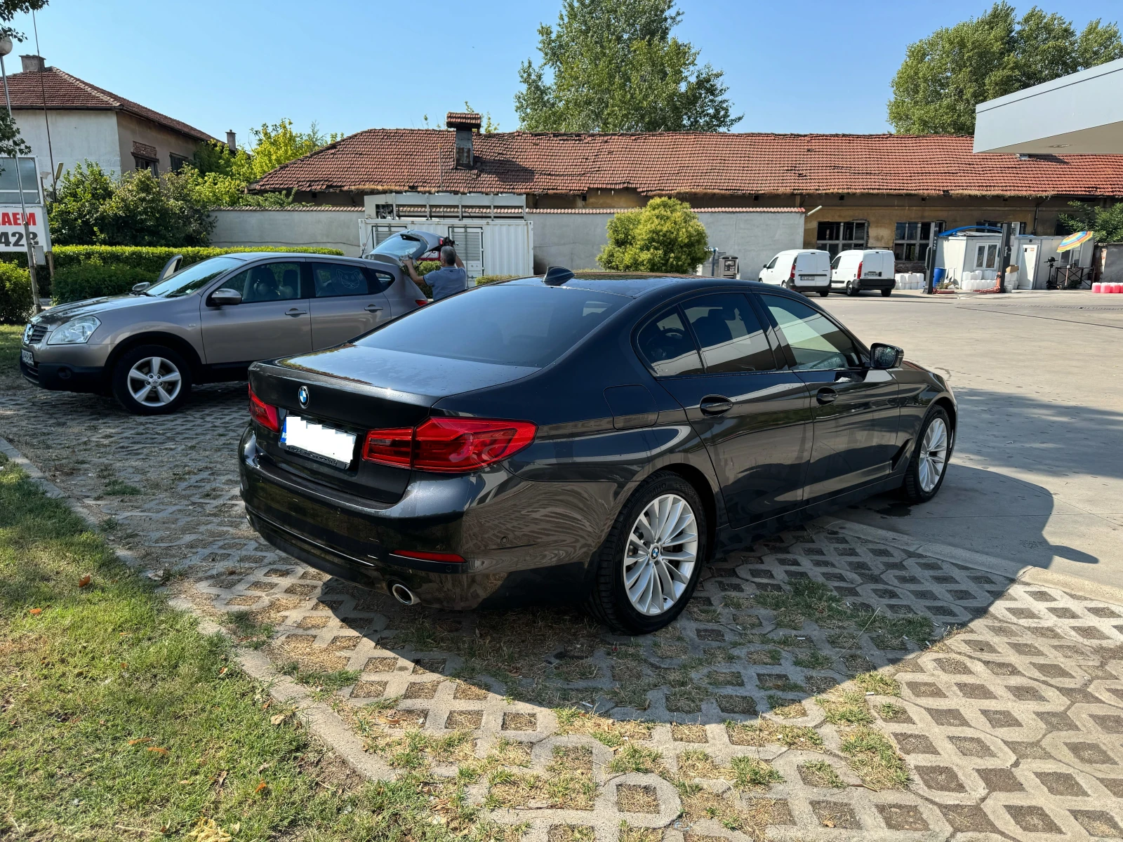 BMW 530E Luxury line, xDrive - изображение 5