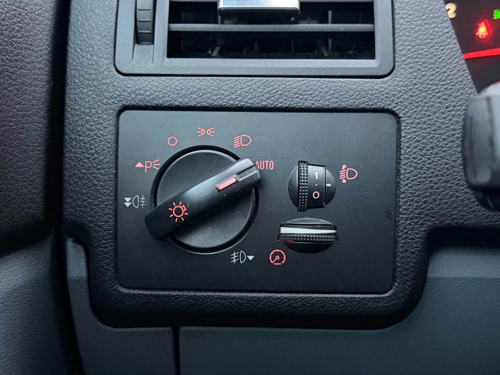 Ford C-max 1.8i | Facelift | ������� ����� | ��� ! | Mobile.bg � ����������� 12