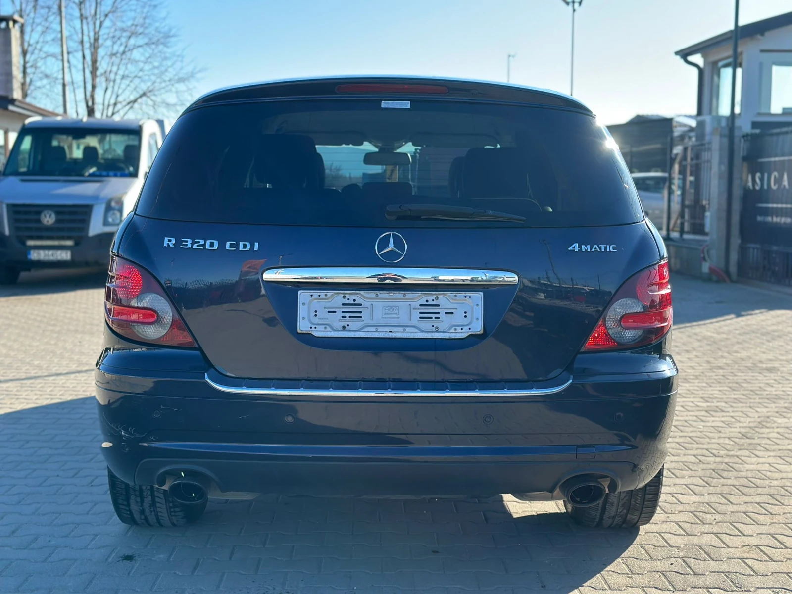 Mercedes-Benz R 320 / 4MATIC / SPORT / 6+ 1 /, снимка 4 - Автомобили и джипове - 53734311