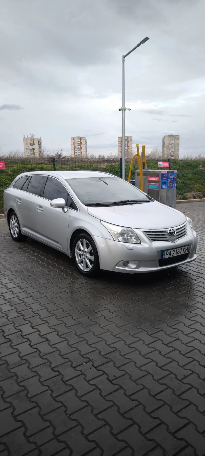 Toyota Avensis, снимка 3 - Автомобили и джипове - 53981311