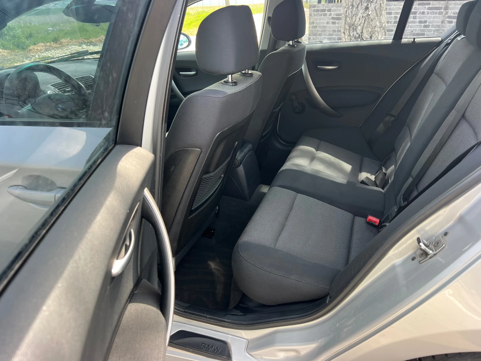 BMW 120 d PODGREV/6sk/KLIMATRONIK/UNIKAT, снимка 17 - Автомобили и джипове - 54220205