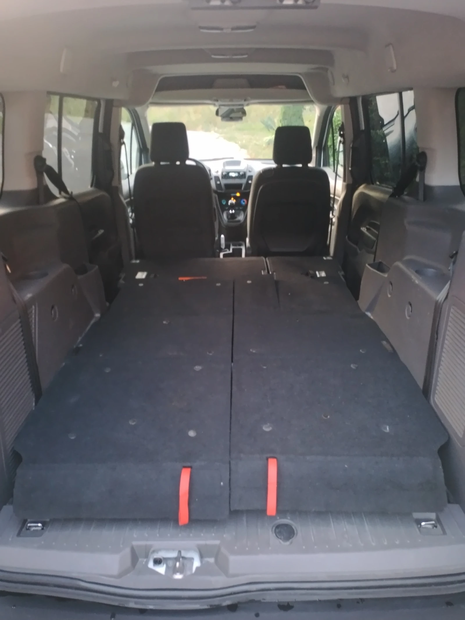Ford Connect 1.5, снимка 16 - Автомобили и джипове - 55083668