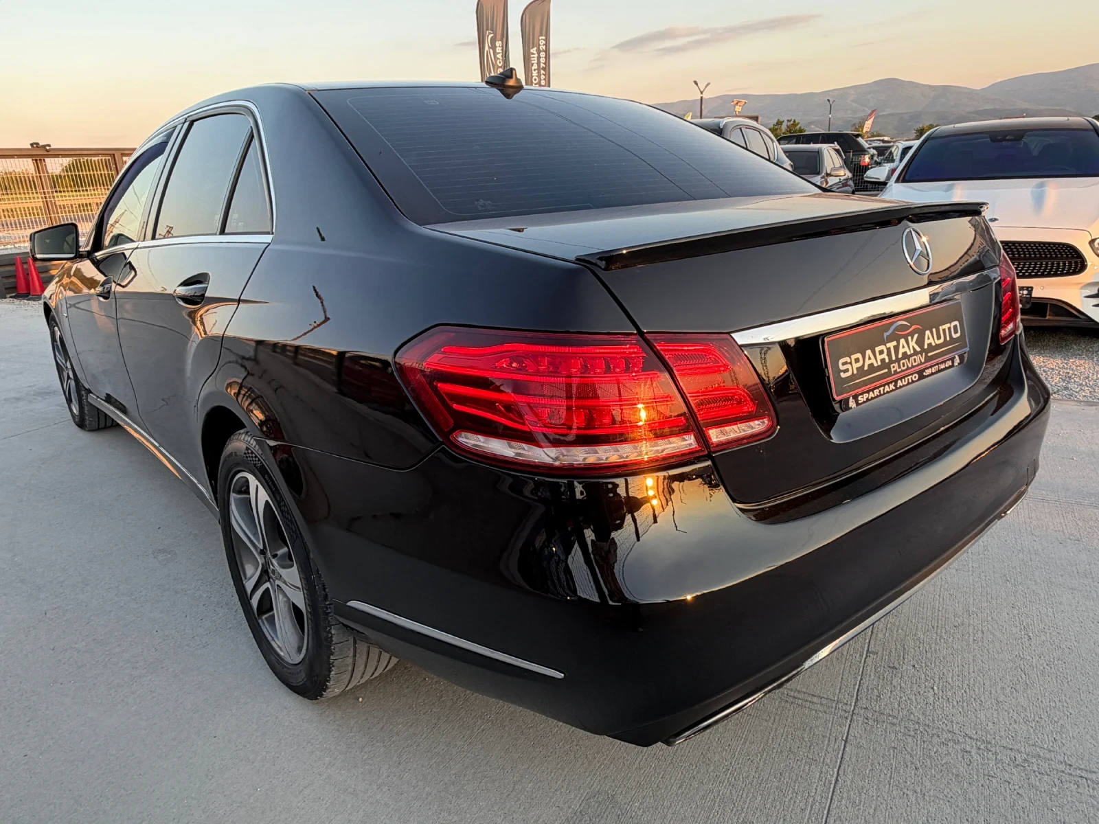 Mercedes-Benz E 220 D* 2015г* PreFace* 225.000KM* Сервизна История* , снимка 6 - Автомобили и джипове - 54432059