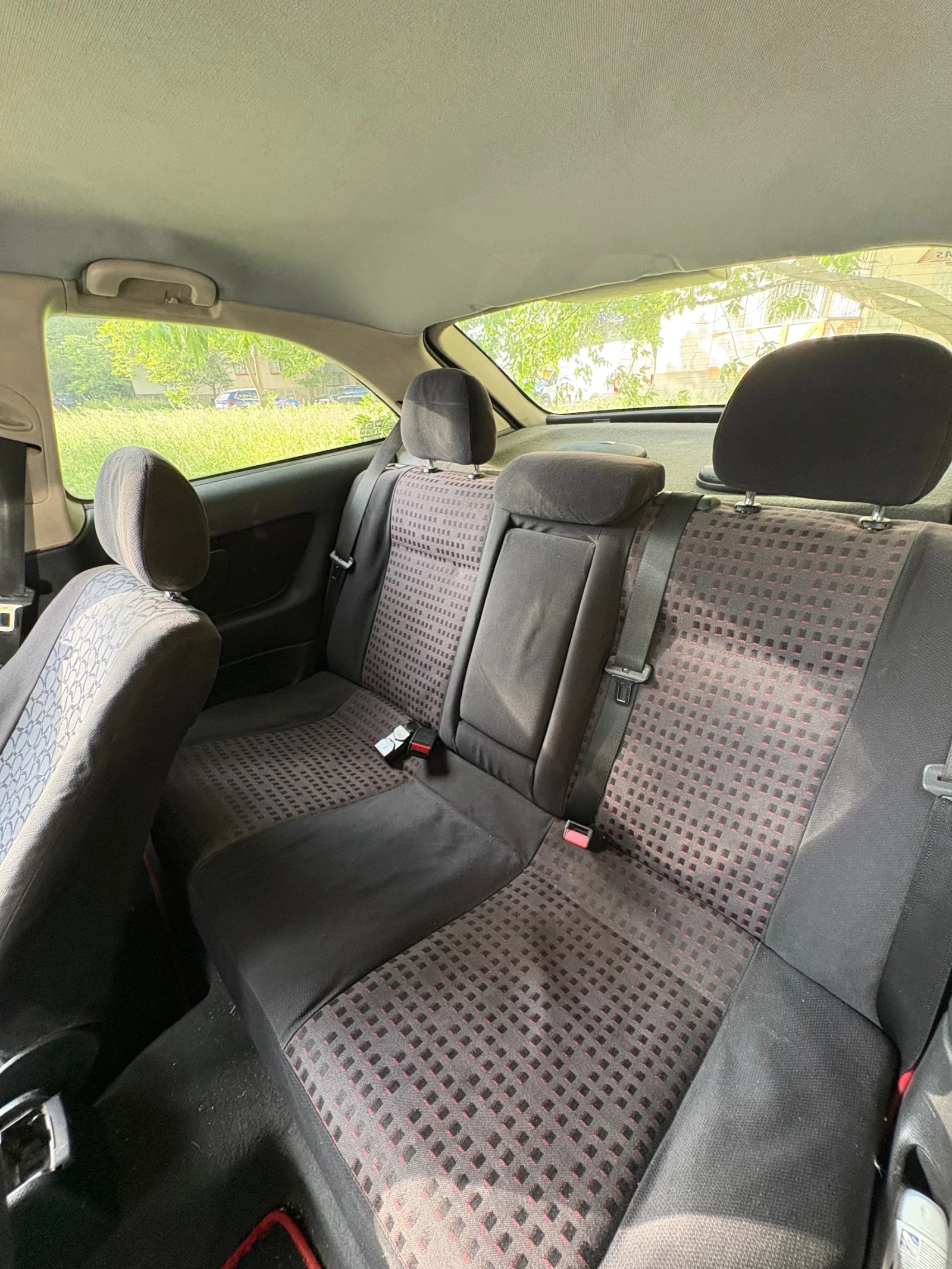 Opel Astra, снимка 10 - Автомобили и джипове - 54701330