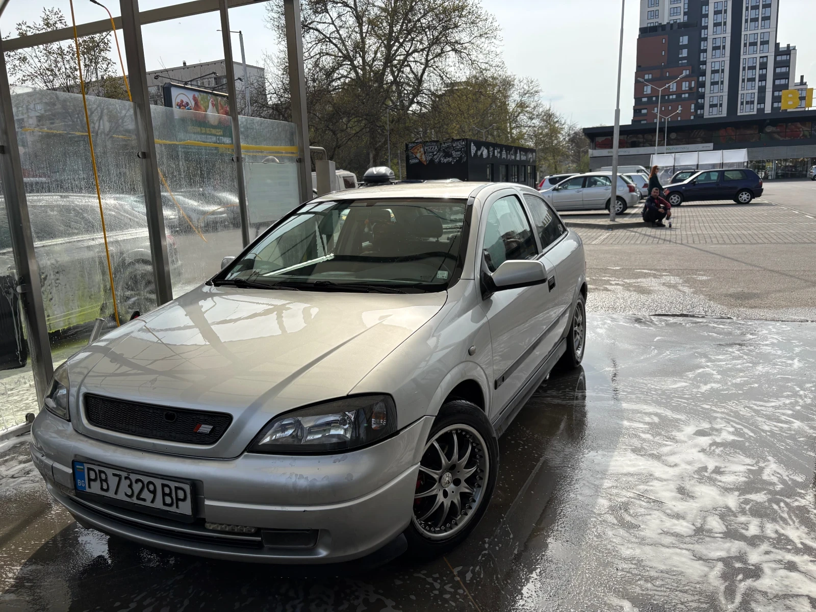 Opel Astra, снимка 2 - Автомобили и джипове - 54701330