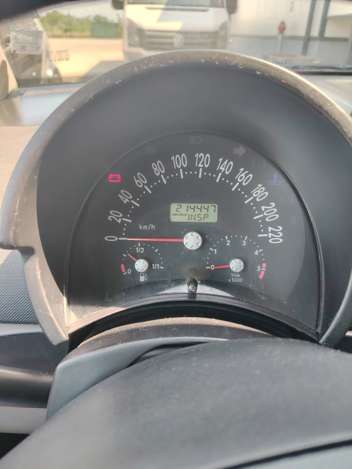 VW New beetle, снимка 7 - Автомобили и джипове - 54728977