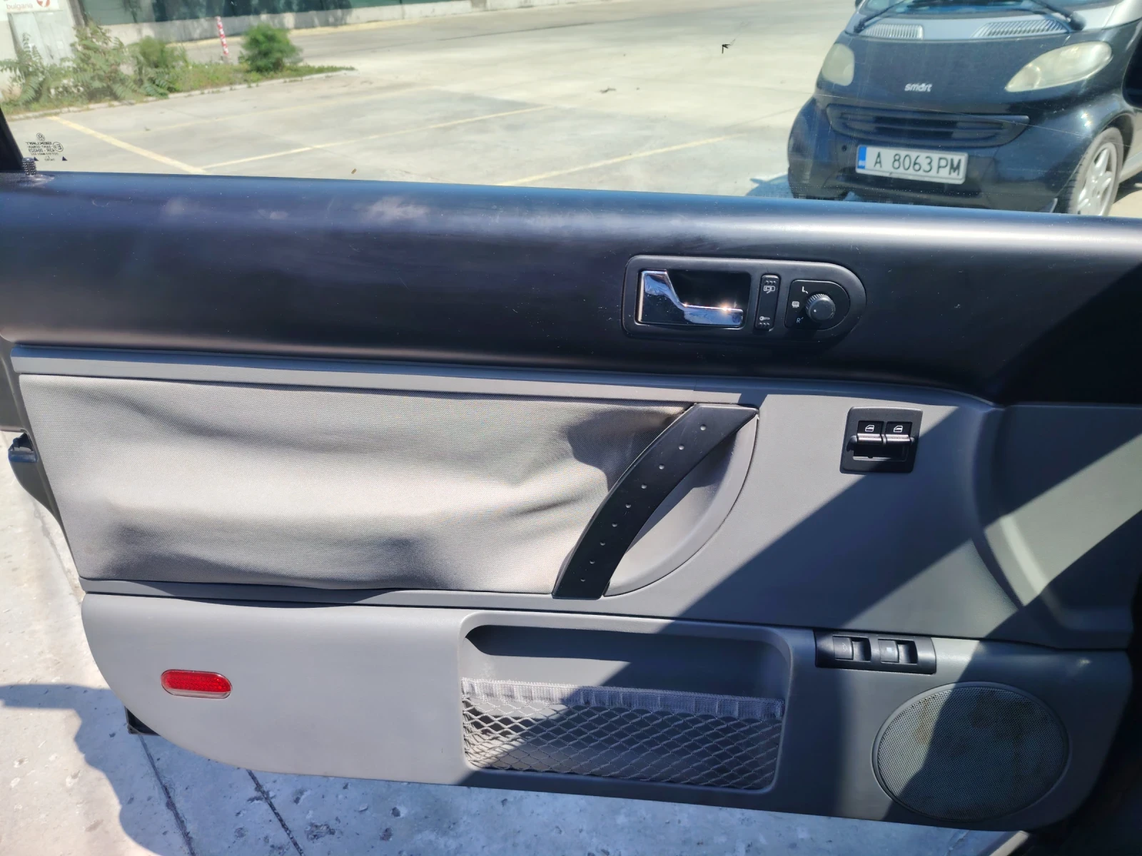VW New beetle, снимка 8 - Автомобили и джипове - 54728977