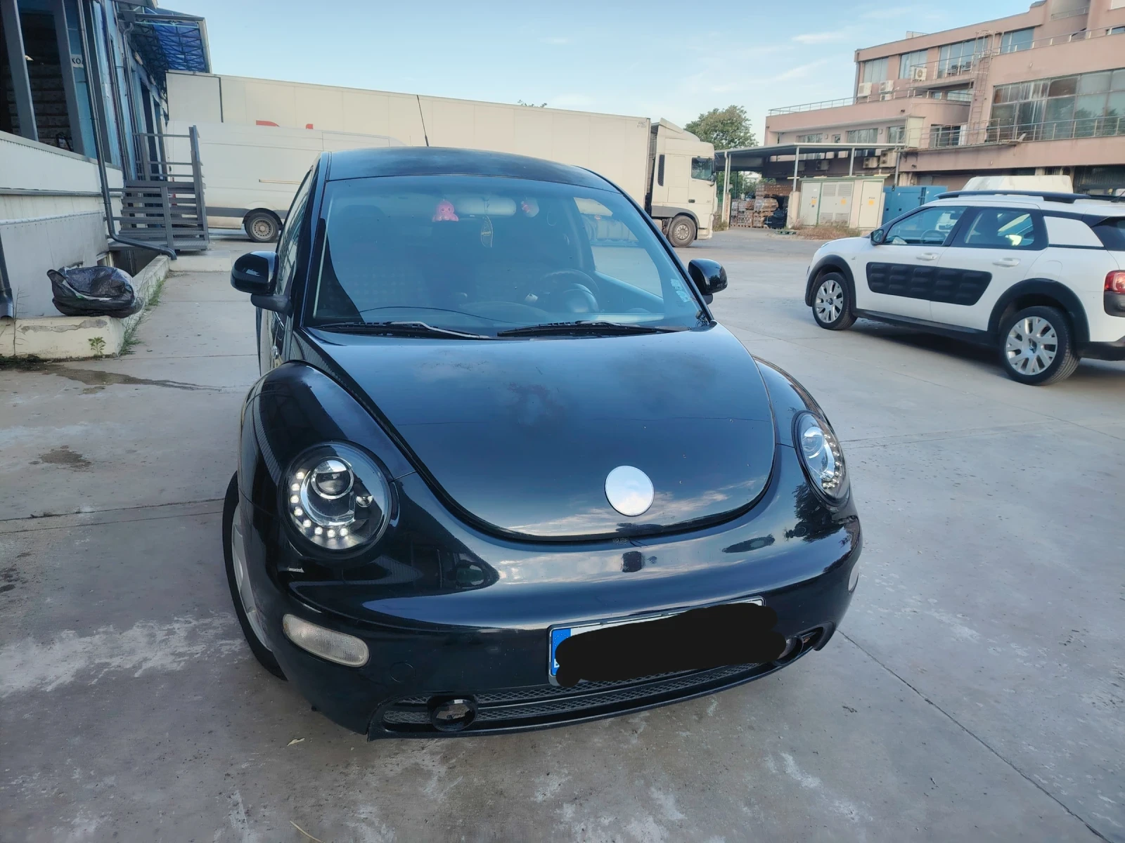 VW New beetle, снимка 2 - Автомобили и джипове - 54728977