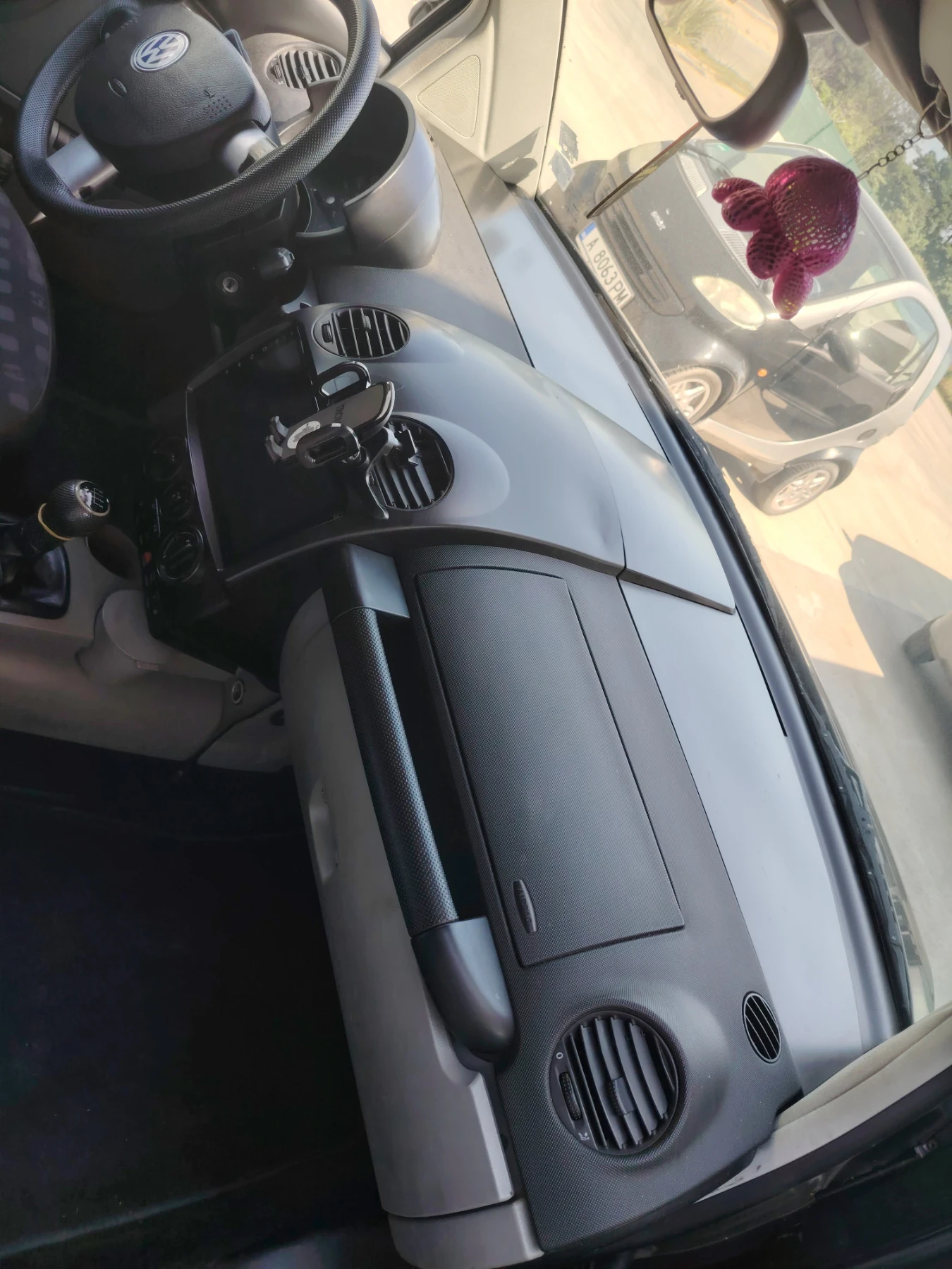 VW New beetle, снимка 11 - Автомобили и джипове - 54728977