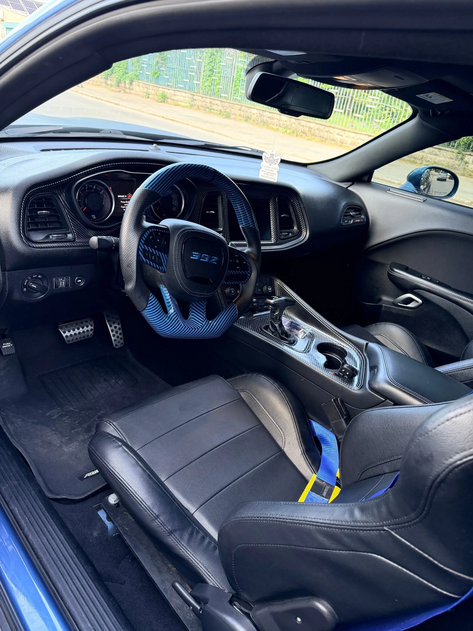 Dodge Challenger R/T Scat Pack, снимка 2 - Автомобили и джипове - 54759601