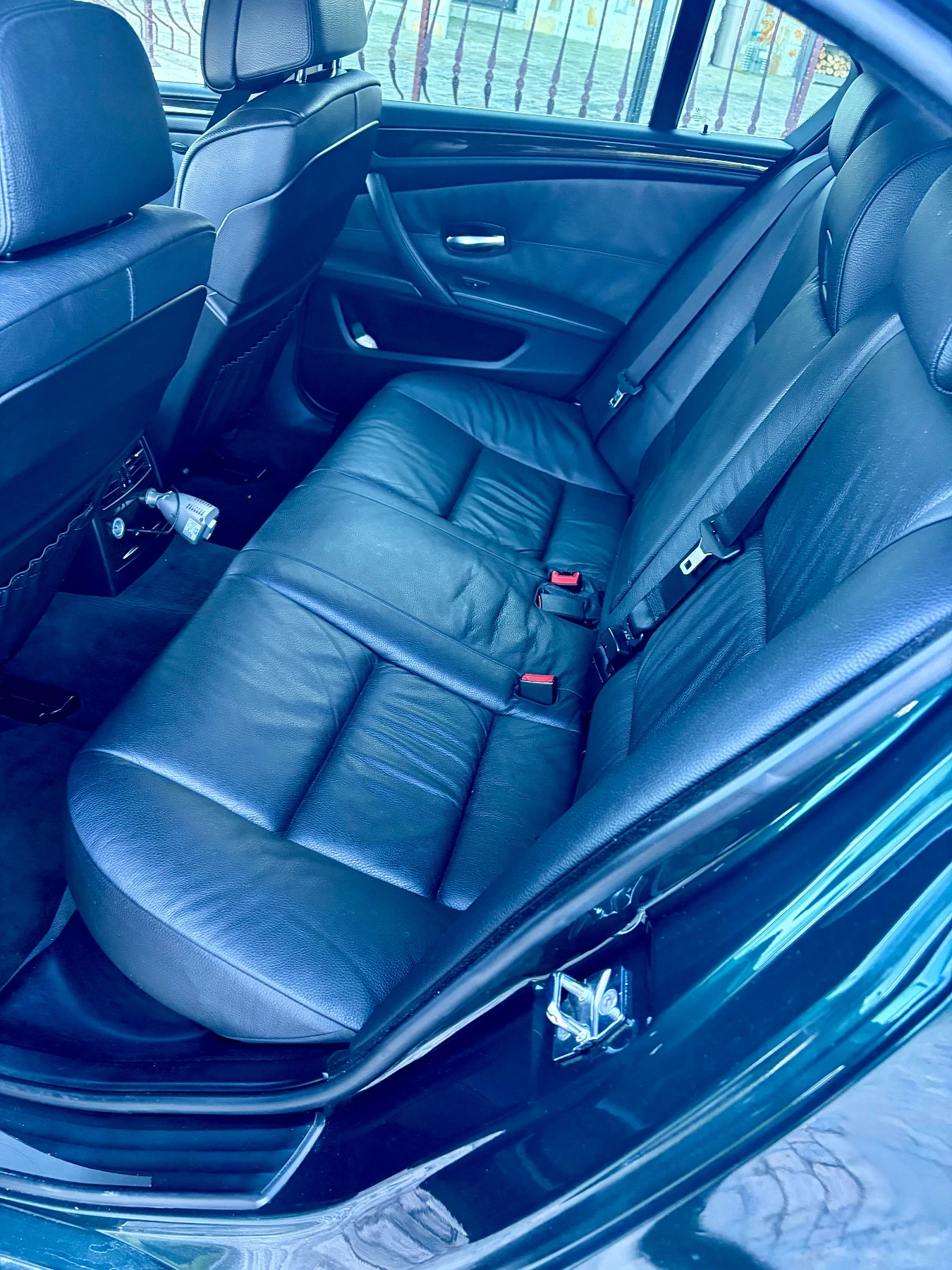 BMW 530 3.0d xdrive, снимка 11 - Автомобили и джипове - 54902635