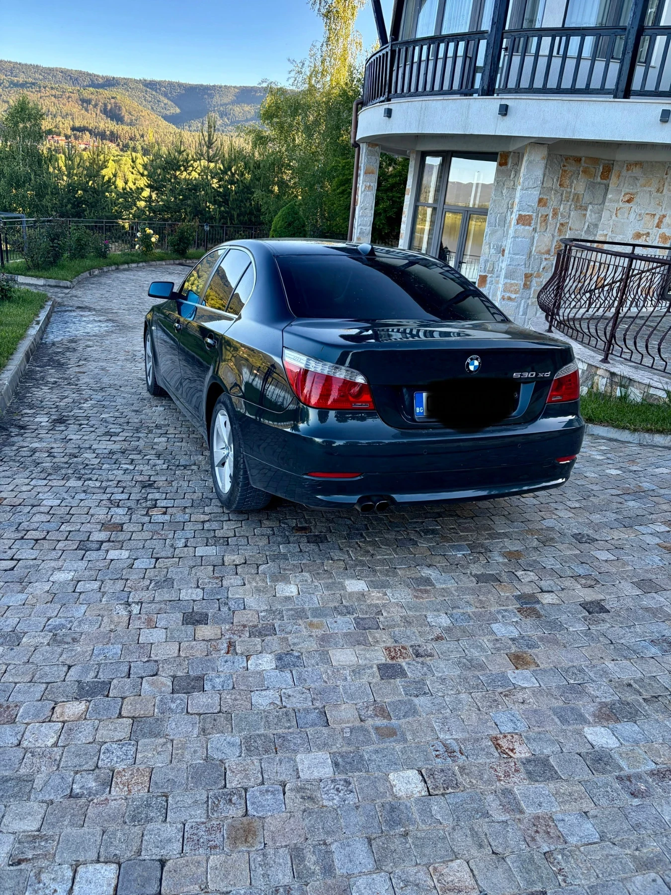 BMW 530 3.0d xdrive, снимка 4 - Автомобили и джипове - 54902635