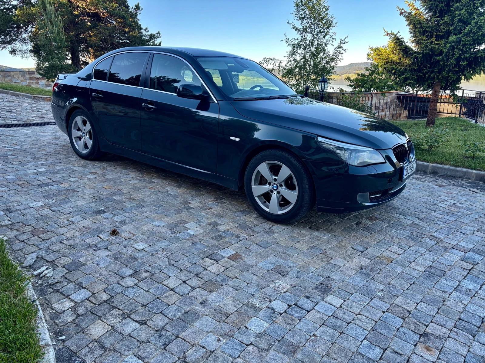 BMW 530 3.0d xdrive, снимка 5 - Автомобили и джипове - 54902635