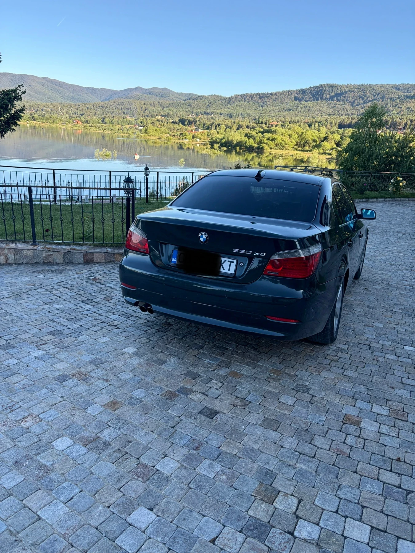 BMW 530 3.0d xdrive, снимка 15 - Автомобили и джипове - 54902635