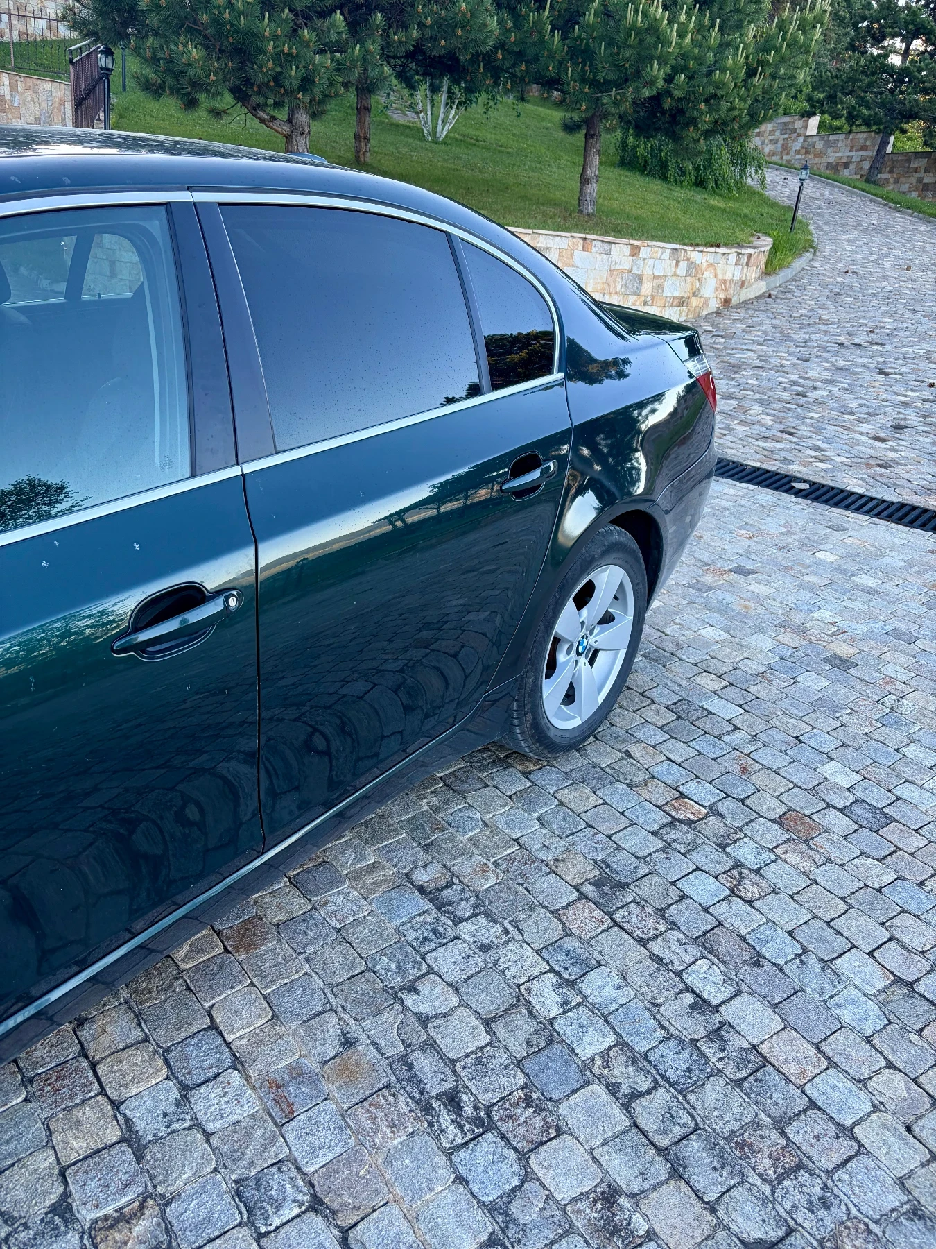 BMW 530 3.0d xdrive, снимка 12 - Автомобили и джипове - 54902635