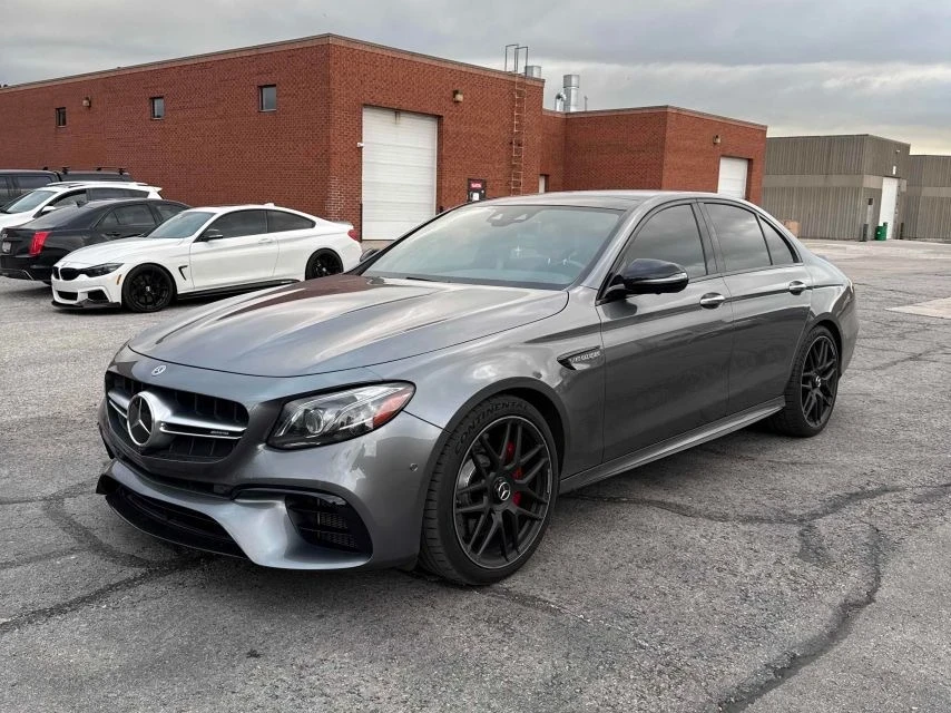 Mercedes-Benz E 63 AMG E63 S* 360* Pano* B&O* Distronic* Масажи* Обдух* 