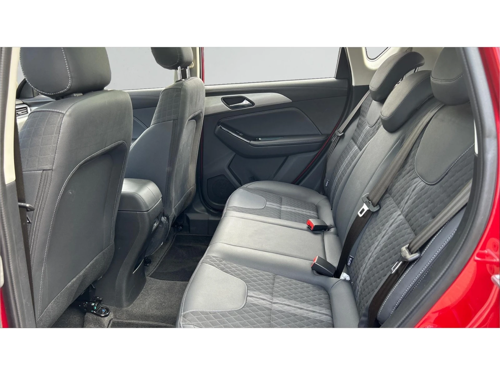 BAIC X35 Turbo, Месечна вноска от 190  , снимка 11 - Автомобили и джипове - 55119350