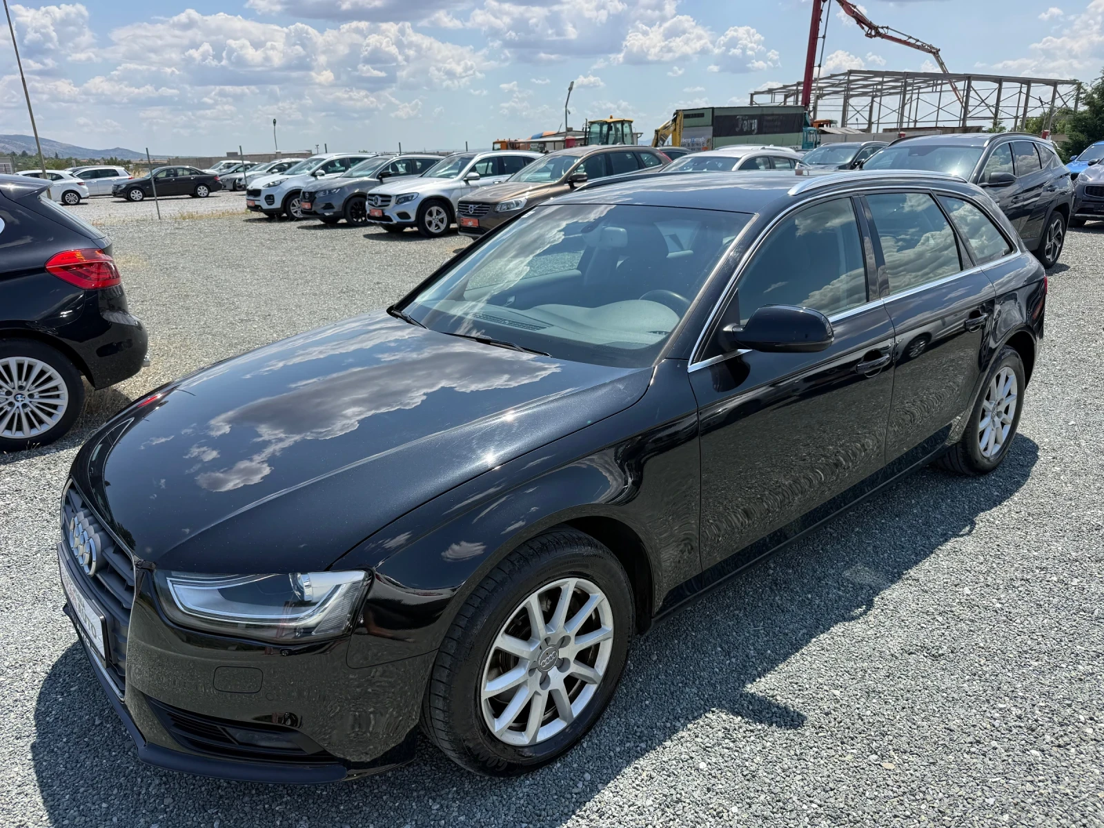 Audi A4 (KATO НОВА)