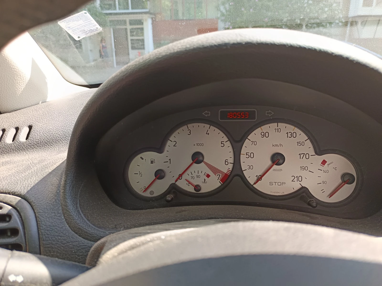 Peugeot 206, снимка 5 - Автомобили и джипове - 55300331