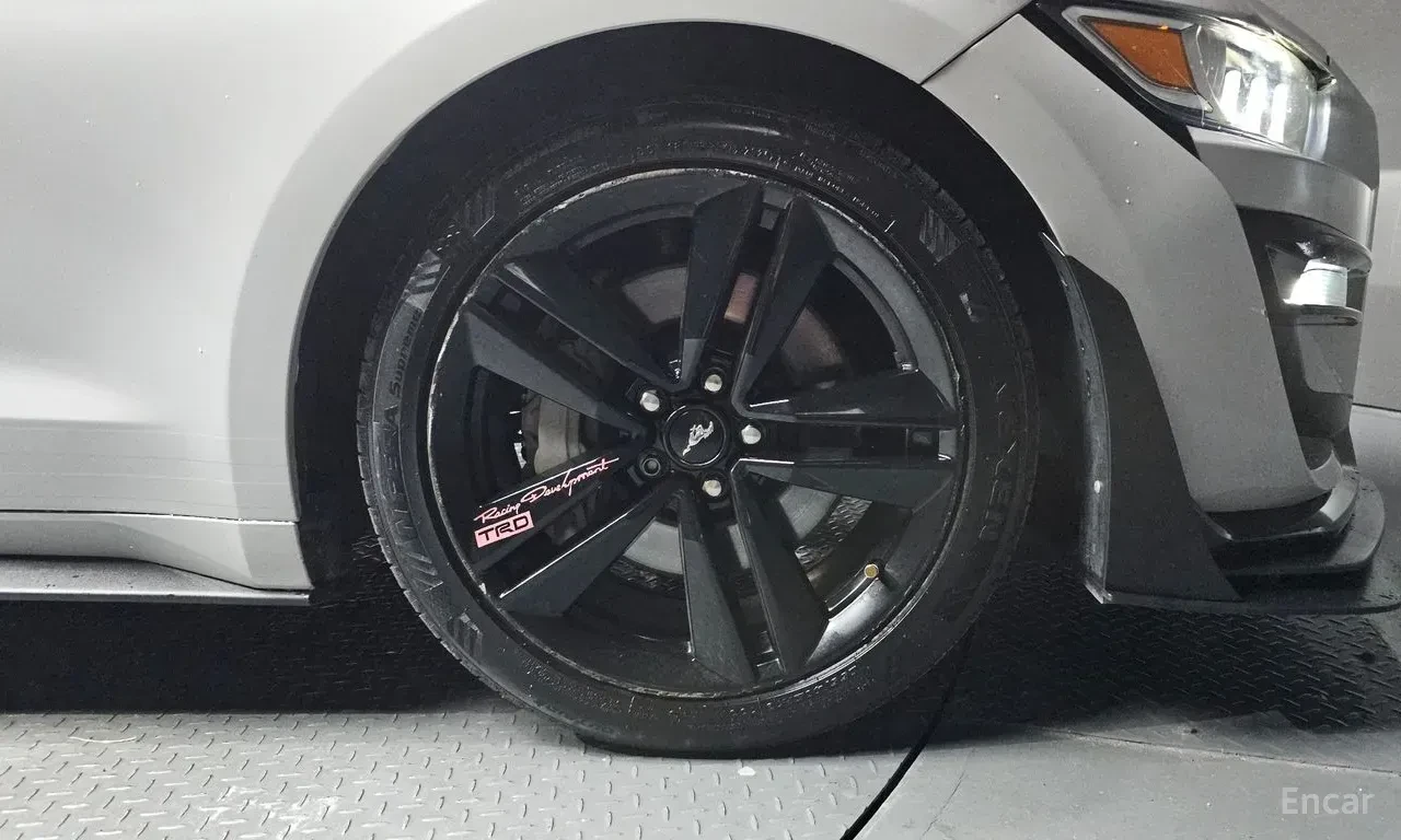 Ford Mustang 2.3* ECO* BOOST* ПОДГРЕВ* КАМЕРА* КЕЙЛЕС, снимка 5 - Автомобили и джипове - 55801166