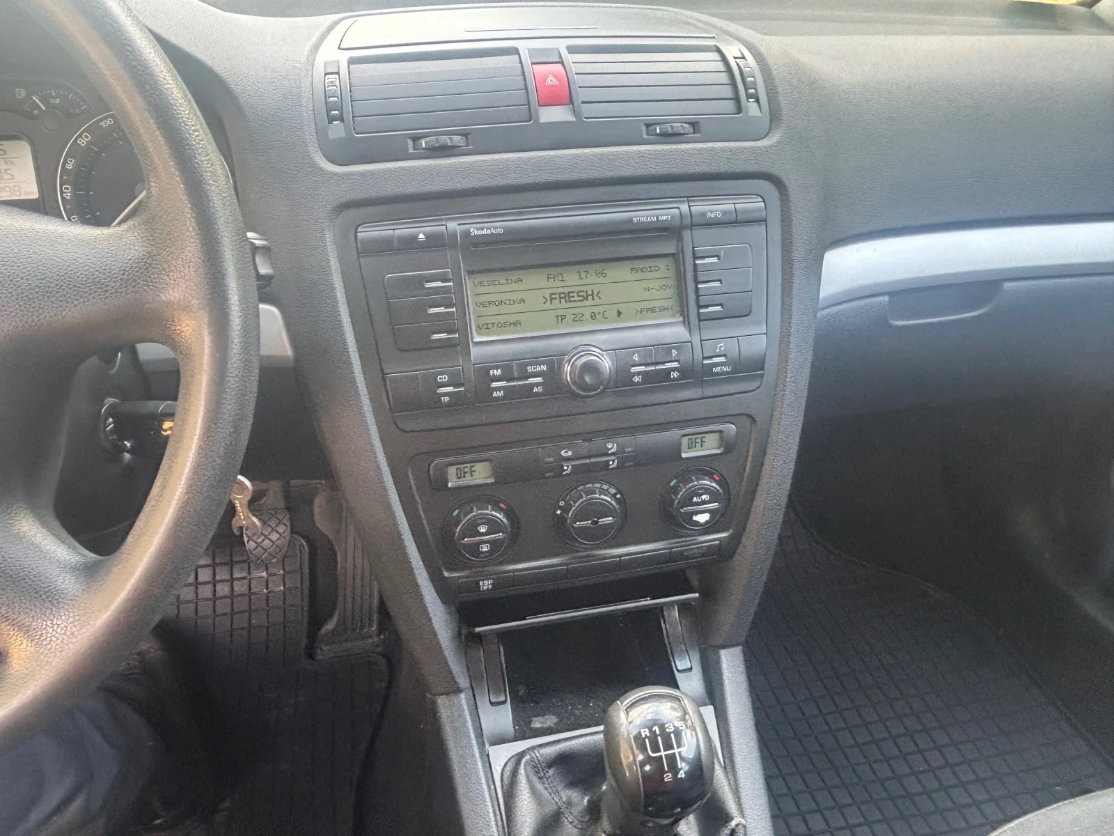 Skoda Octavia, снимка 12 - Автомобили и джипове - 56226434