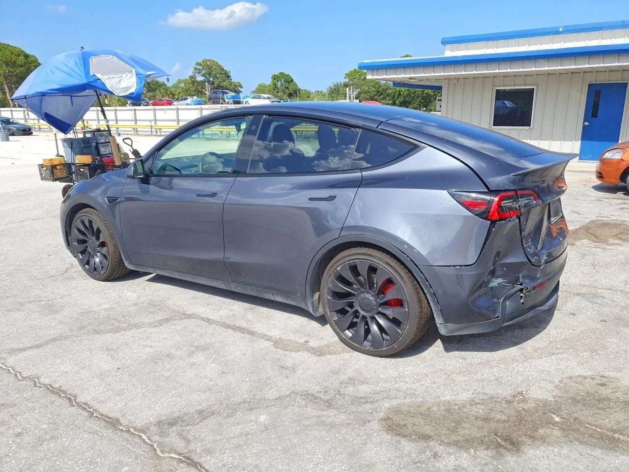 Tesla Model Y PERFORMANCE Dual Motor AWD , снимка 2 - Автомобили и джипове - 56326441