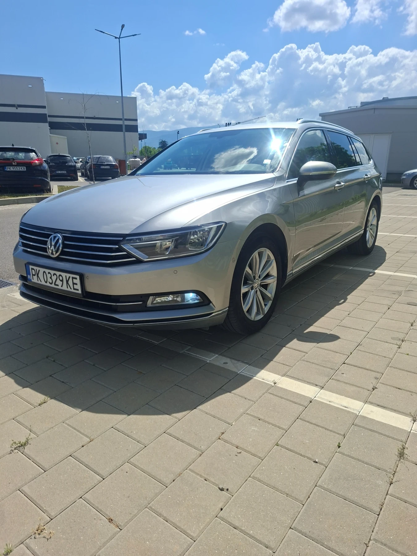 VW Passat  в8 2.0 TDI, снимка 6 - Автомобили и джипове - 56551894