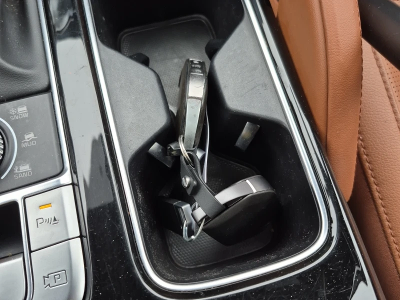 Kia Telluride X-Pro-4D Utility AWD * CARFAX * , снимка 14 - Автомобили и джипове - 53153030