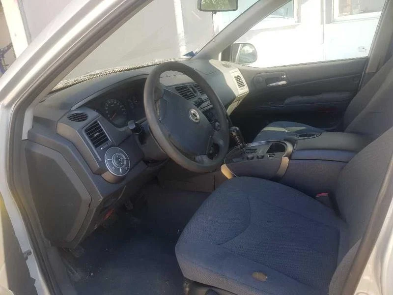 SsangYong Kyron 2.0 xdi auto, снимка 6 - Автомобили и джипове - 28596079