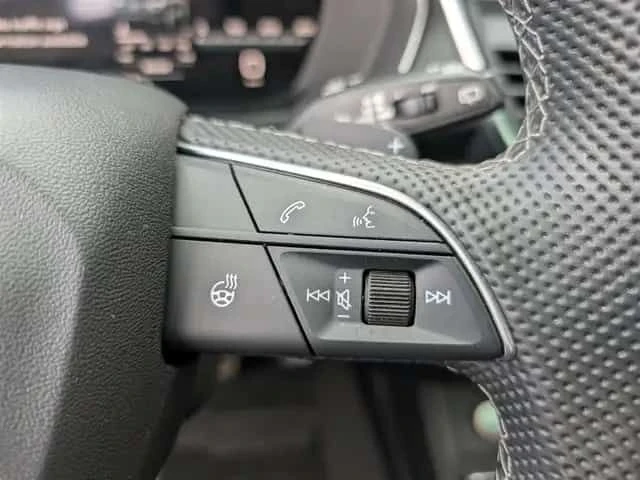 Audi SQ5 TECHNIK | PANO | 360  | HUD | CARFAX, снимка 13 - Автомобили и джипове - 53683417