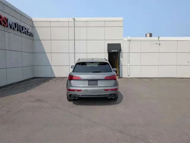 Audi SQ5 TECHNIK | PANO | 360  | HUD | CARFAX, снимка 4 - Автомобили и джипове - 53683417