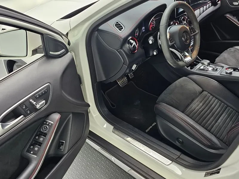Mercedes-Benz GLA X156 Gla45 Amg 4Matic, снимка 10 - Автомобили и джипове - 55386405