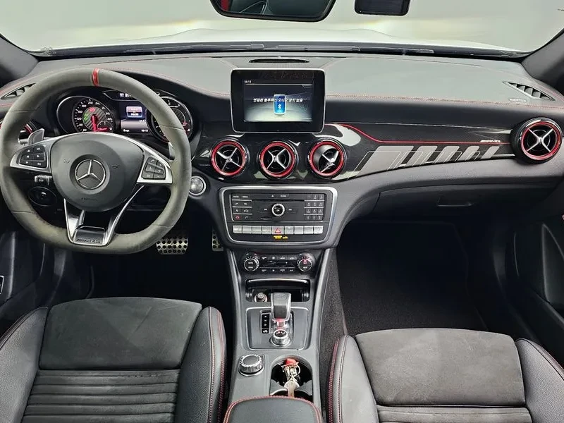 Mercedes-Benz GLA X156 Gla45 Amg 4Matic, снимка 7 - Автомобили и джипове - 55386405